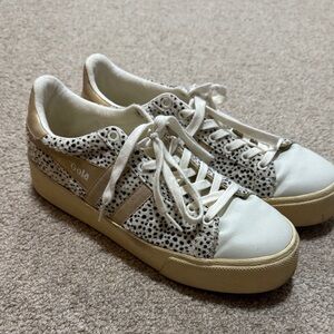 Gola Leopard Spotted Cream and Tan Sneakers with Gold accents Size 10
